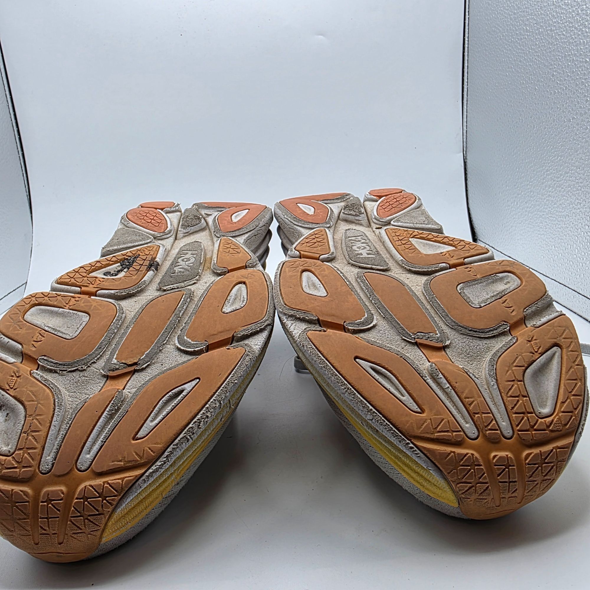 Hoka Hoka One One Bondi 8 Womens Size 10.5 B Gray Yellow Athletic Size US 10.5 / IT 40.5 - 11 Thumbnail