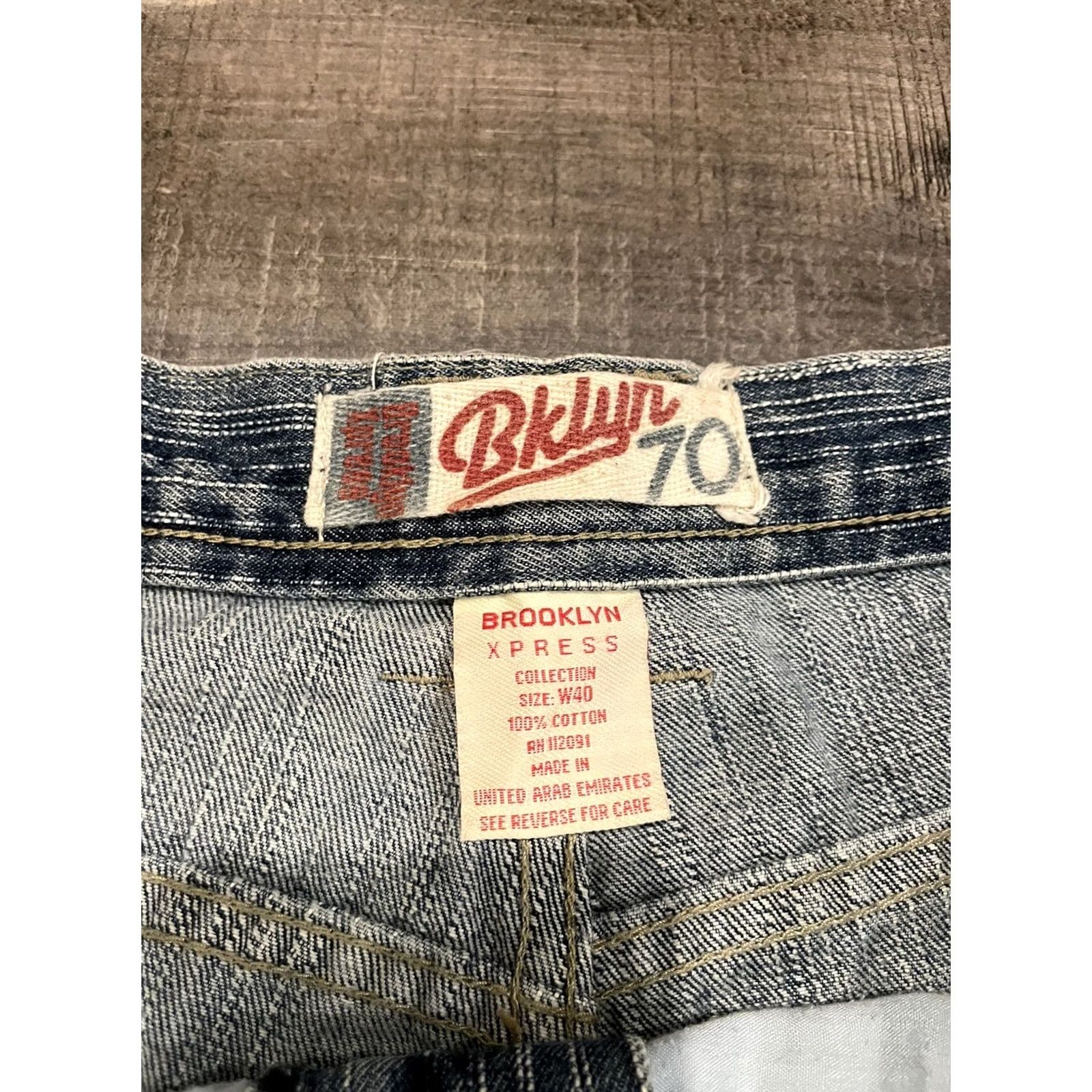 Express VINTAGE Brooklyn Xpress Light Wash Shorts Jorts 40 Men Regular 40 Inseam 13 Grunge Hip Hop 90s Workwear Casual Travel Size US 40 / EU 56 - 7 Thumbnail