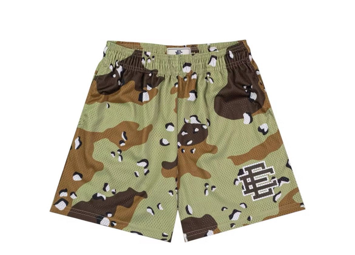 Eric Emanuel Eric Emanuel green chip camo shorts medium Size US 30 / EU 46 - 1 Thumbnail