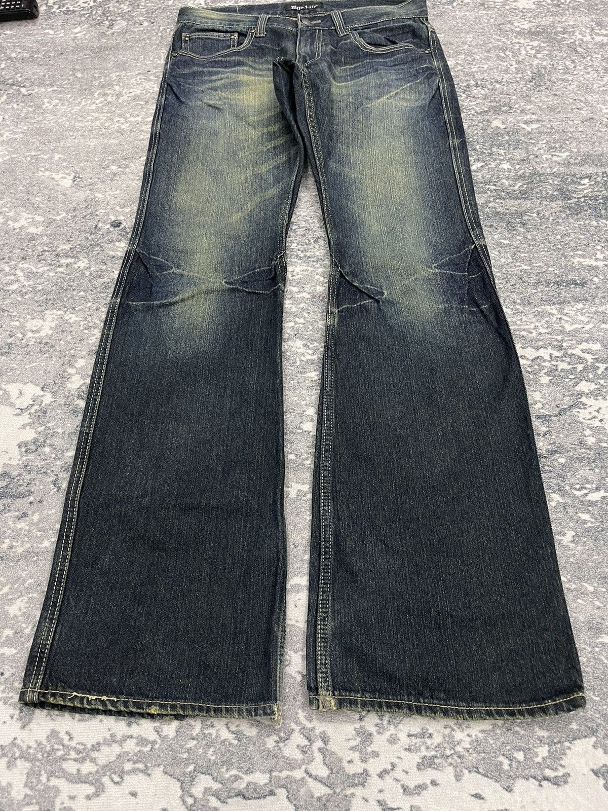 Japanese Brand Vintage Wild Life "Sand Wash" Distressed Flare Jeans Size US 31 - 2 Thumbnail