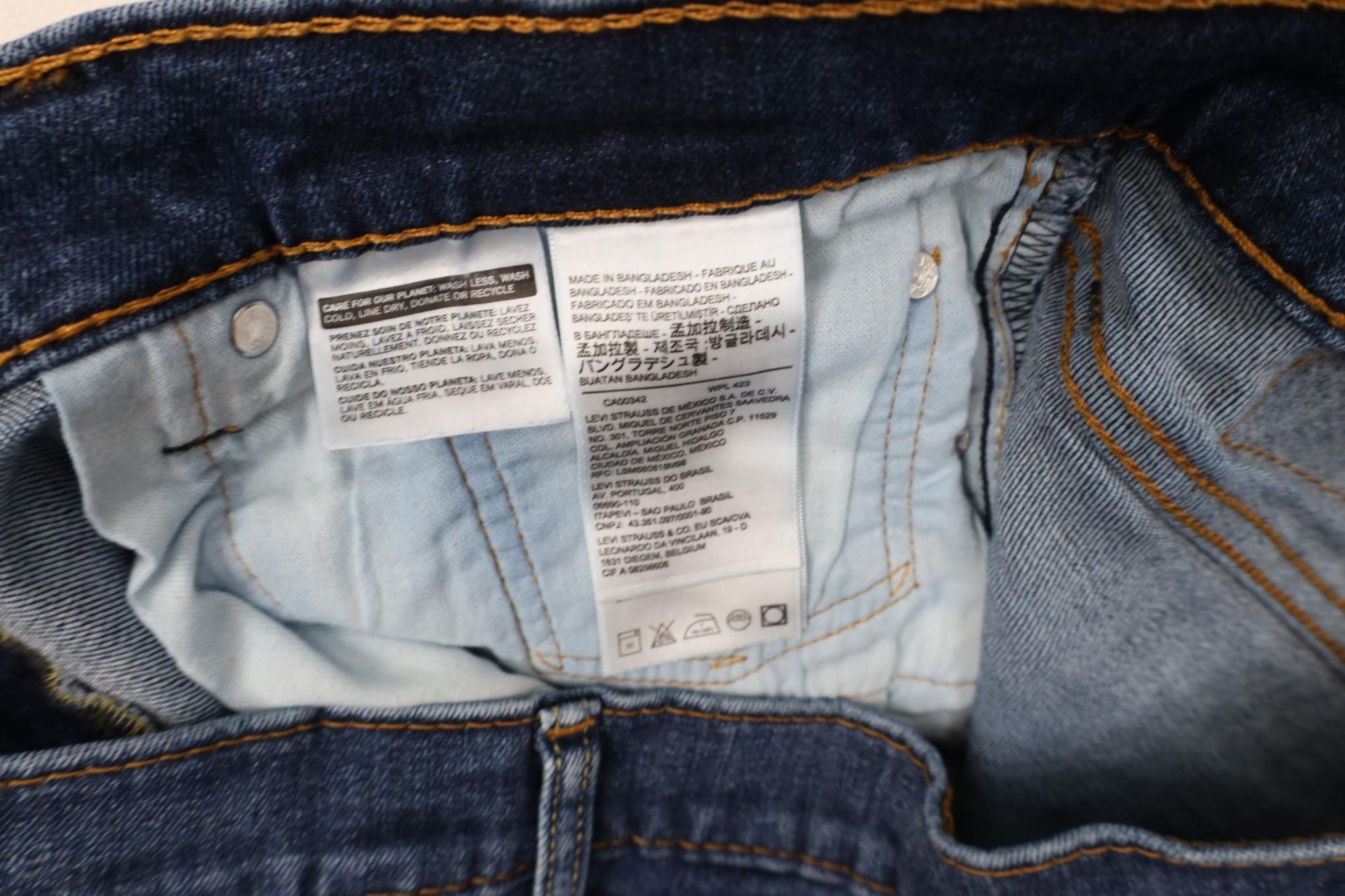 Levi's Vintage Y2K Levis 513 Slim Stretch Straight Leg Denim Jeans Size US 34 / EU 50 - 7 Thumbnail