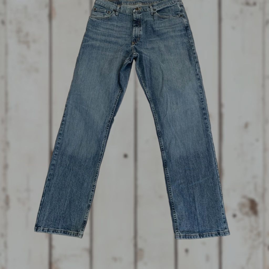 Wrangler Wrangler Jeans 936 Regular Fit Straight Leg Medium Wash Blue Men's 36x34 Size US 36 / EU 52 - 1 Thumbnail