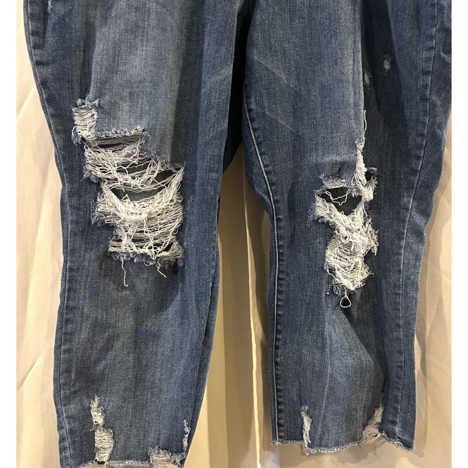Vintage Judy Blue Jeans Womens 24W Distressed High Rise Straight Fit Stretch Jeans Size 42" / US 20 - 3 Thumbnail