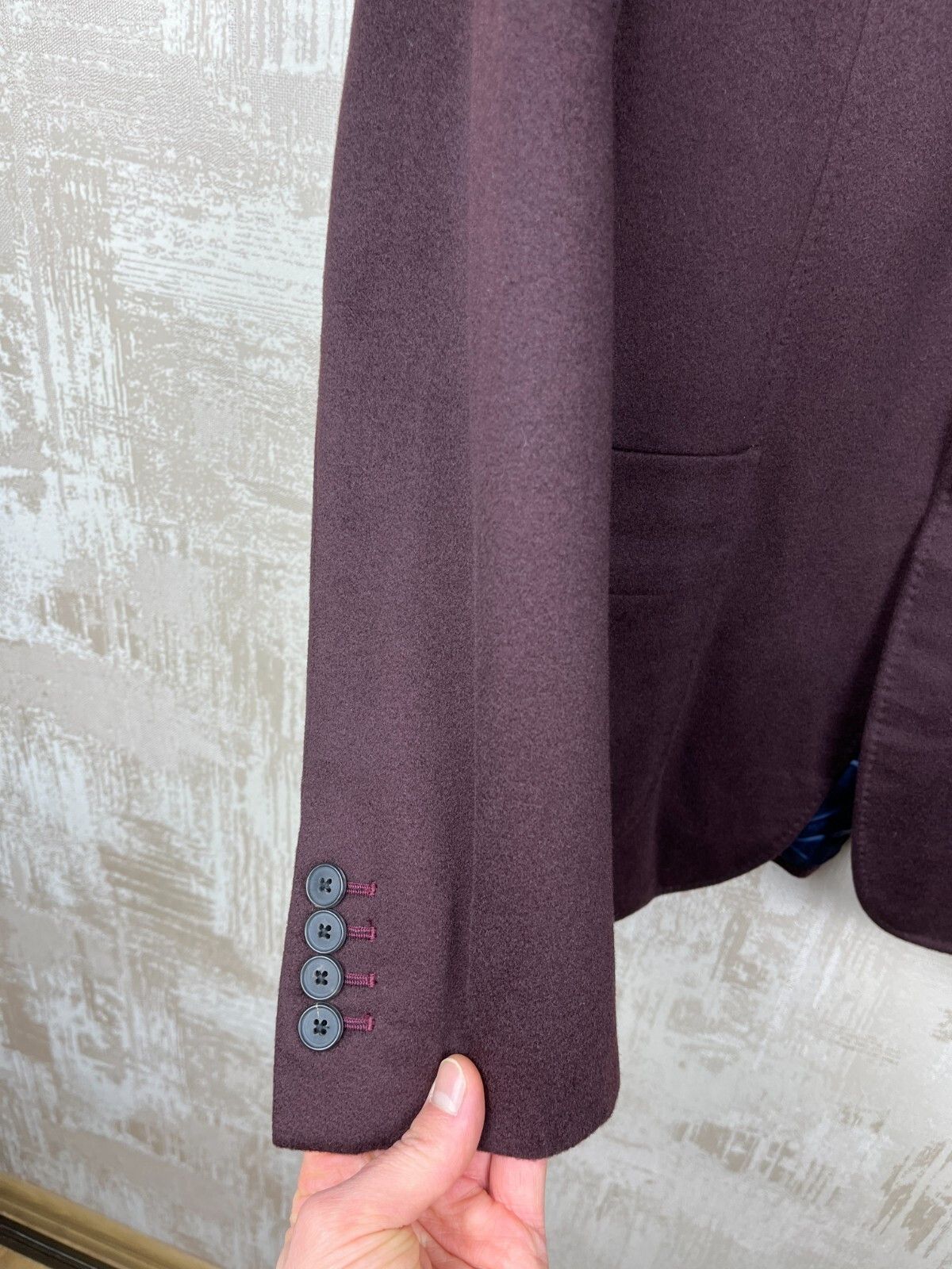 Gianfranco Ferre Gianfranco FERRE 100% Cashmere Blazer Sport Coat Burgundy Size 42R - 5 Thumbnail