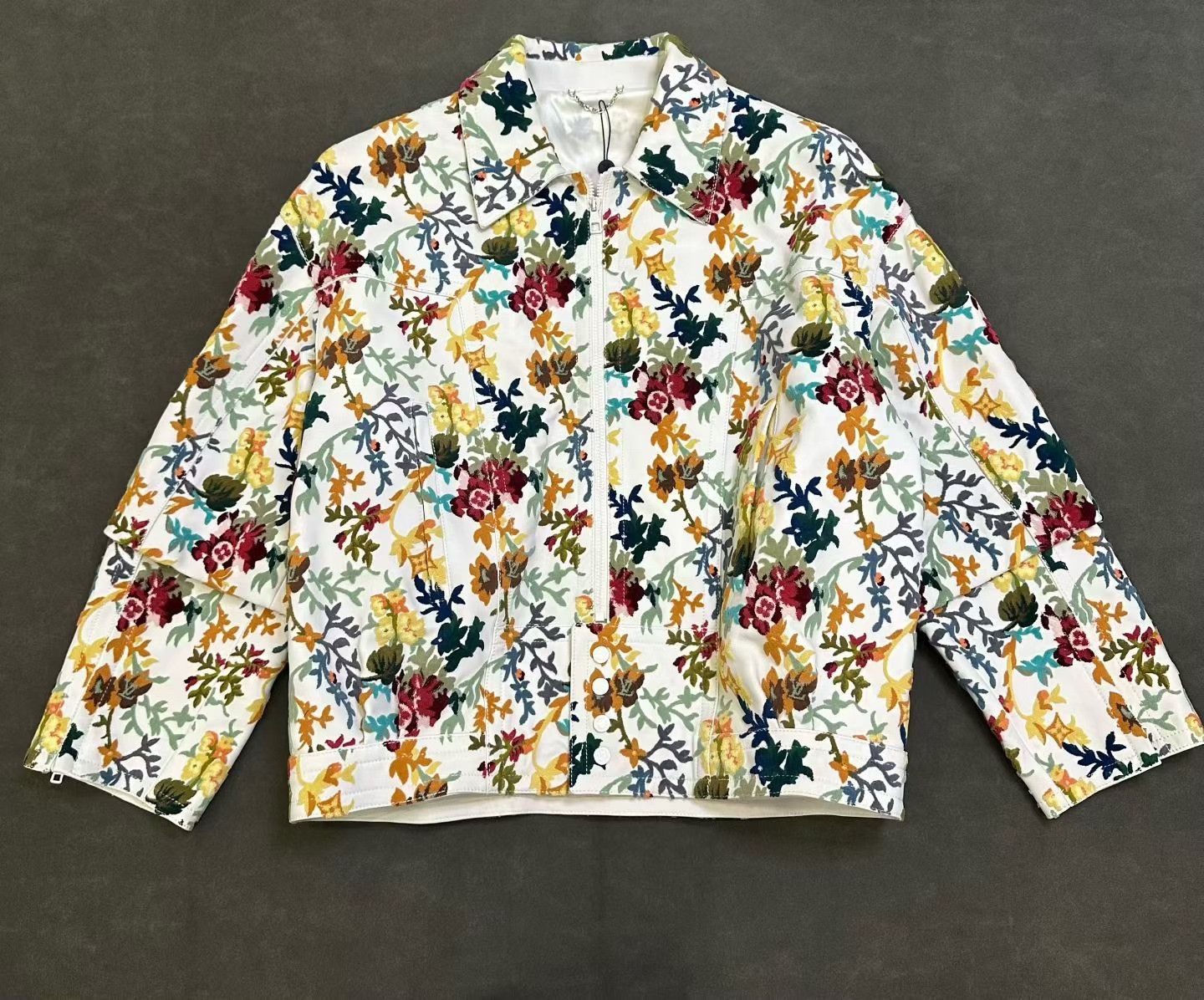Louis Vuitton Louis Vuitton FW22 MTO Flocked Embroidery Jacket Size US XL / EU 56 / 4 - 1 Thumbnail