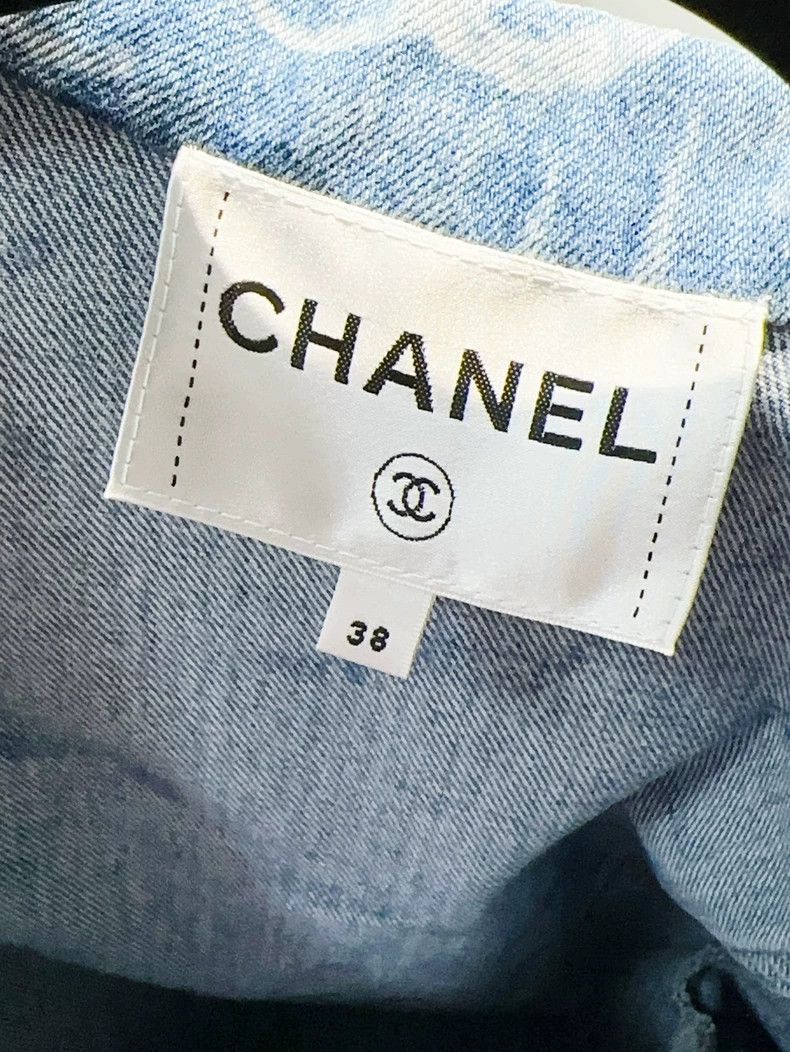 Chanel Chanel 23B blue full-print graffiti double C long-sleeved Size XS / US 0-2 / IT 36-38 - 6 Thumbnail