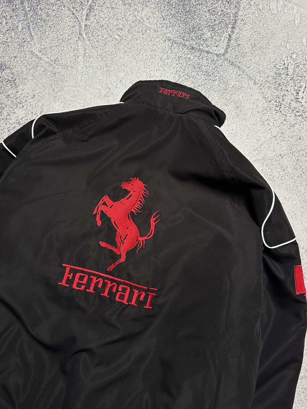 Ferrari Ferarri F1 Team Bomber Jacket Y2K Size US L / EU 52-54 / 3 - 13 Thumbnail