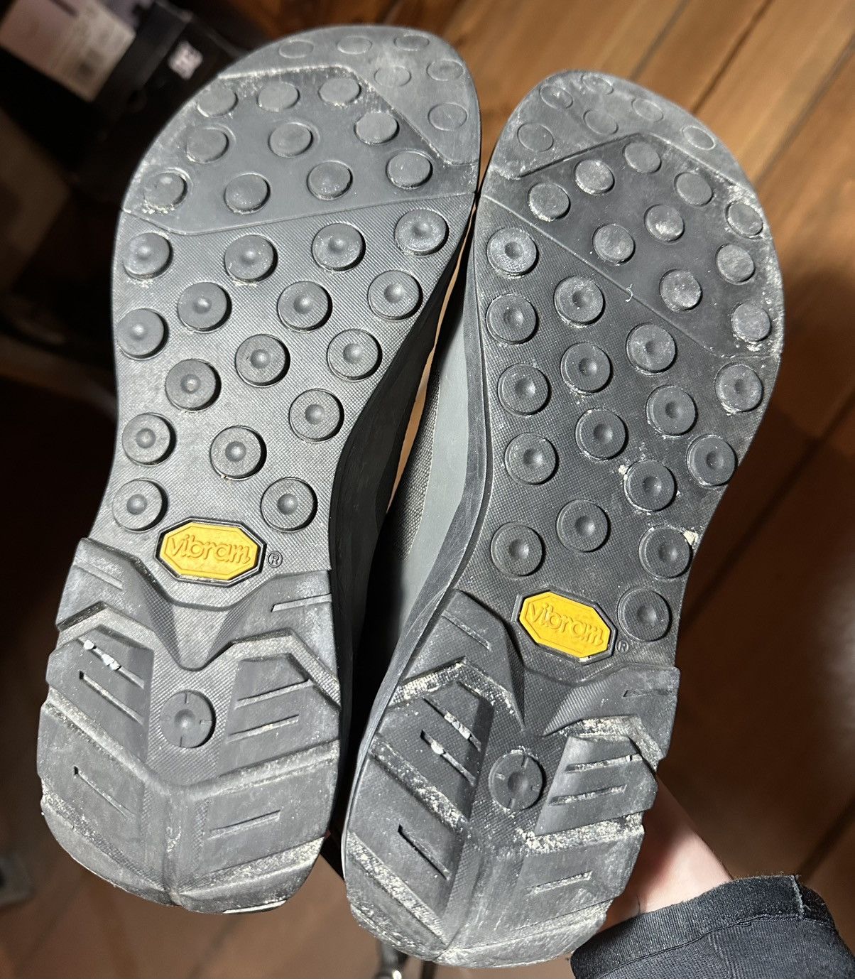 Arc'teryx Arc’teryx hiking shoe Size US 9.5 / IT 39.5 - 7 Thumbnail