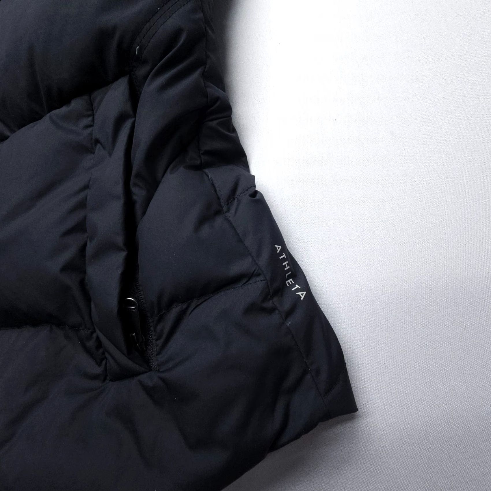 Athleta Athleta Vest Womens Large Black Quilted Down Puffer Mid-Length Jacket/Coat Sleeveless Insulated Regular Fit Casual Size L / US 10 / IT 46 - 4 Thumbnail