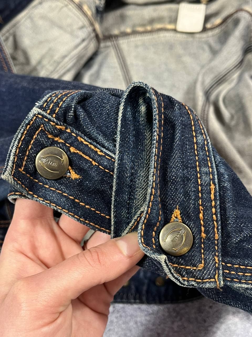 Roberto Cavalli Roberto Just Cavalli Vintage Blue Denim Jean Jacket size XS Size XS / US 0-2 / IT 36-38 - 7 Thumbnail