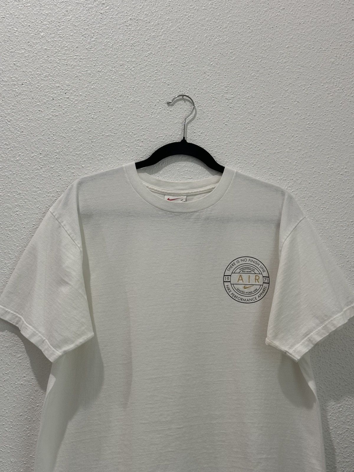 Nike Vintage 90s Nike There Is No Finish Line Round Logo Tshirt M Size US M / EU 48-50 / 2 - 2 Thumbnail