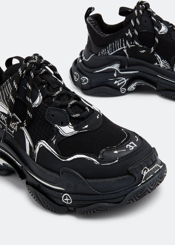 Balenciaga o1mt1gz0824 Triple S Sketch Sneaker in Black Size US 13 / EU 46 - 2 Thumbnail