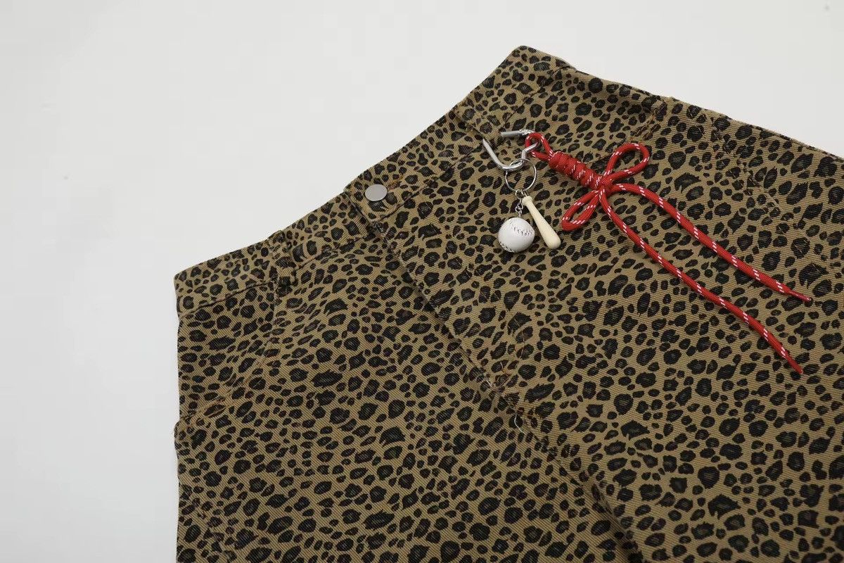 Japanese Brand Streetwear Leopard Trendy Loose Wide Leg Pants Jeans Size US 33 - 3 Thumbnail