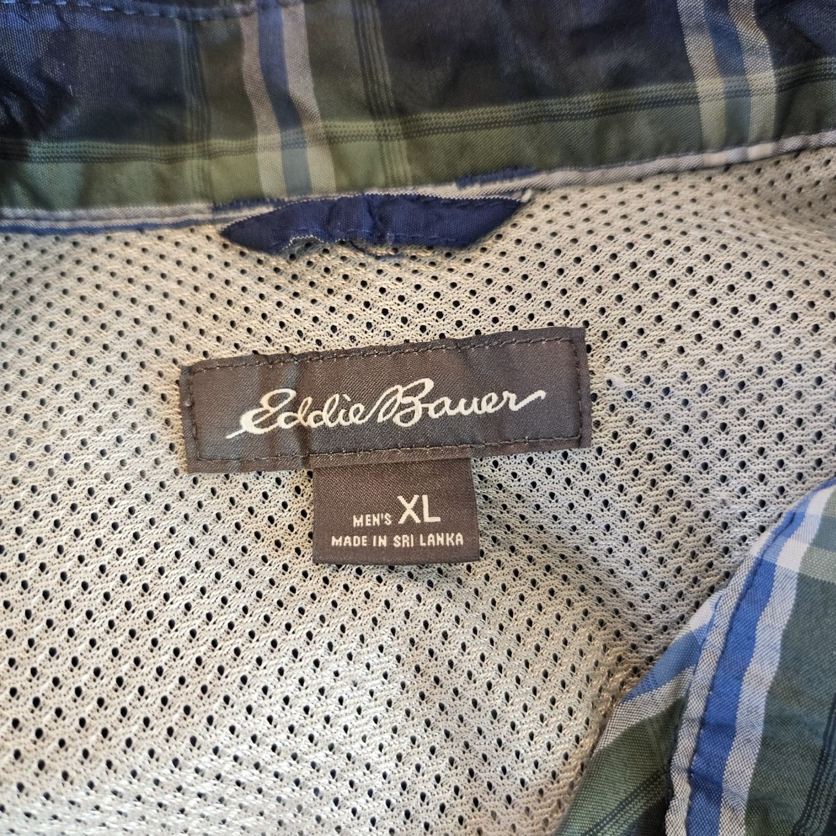 Eddie Bauer Eddie Bauer Mens Button-Up Shirt XL Blue Green Plaid Short Sleeve Size XL Size US XL / EU 56 / 4 - 5 Thumbnail