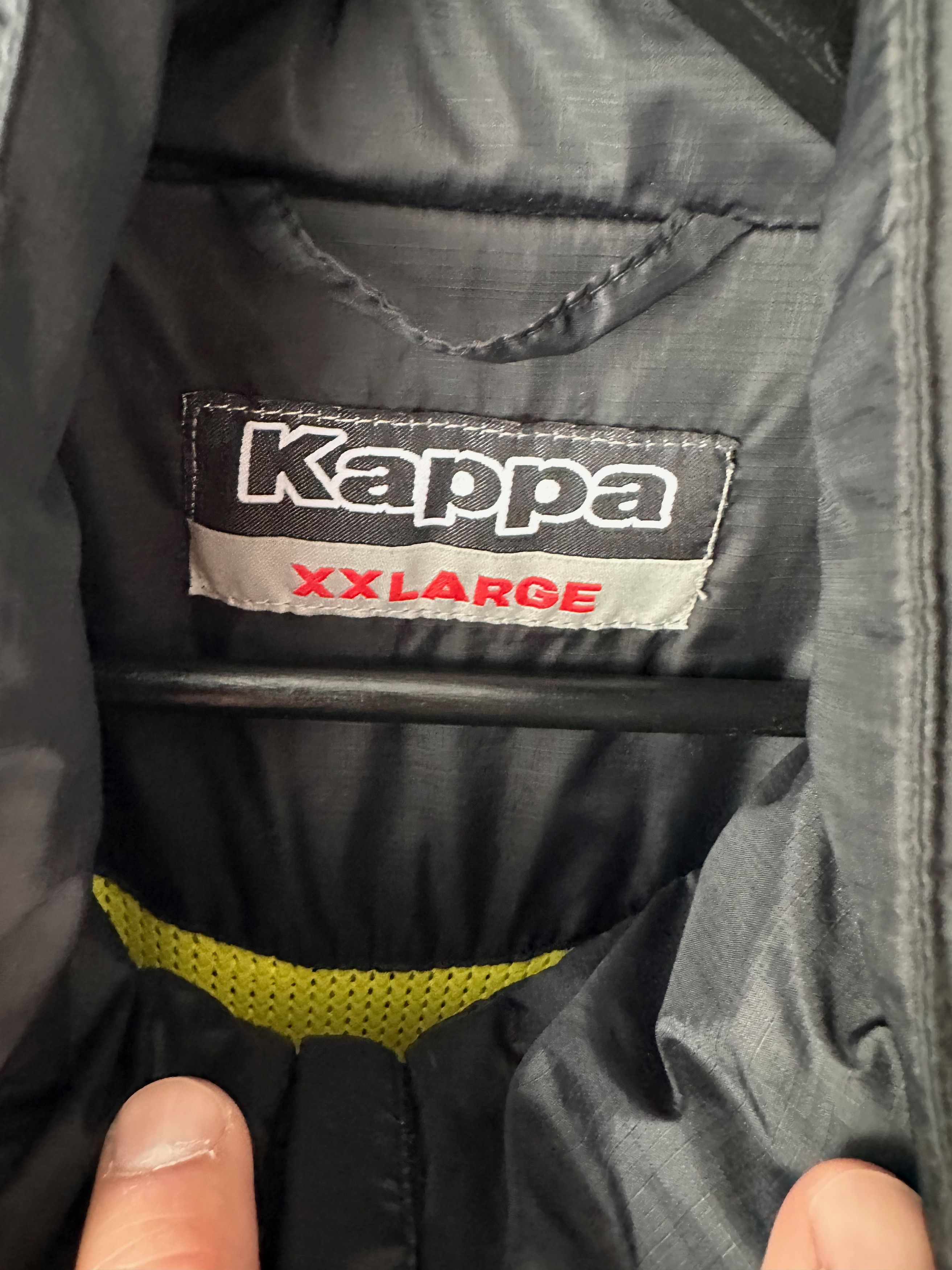 Kappa 00's Kappa BVB Borussia Dortmund Windbreaker Hooded Jacket Size US XXL / EU 58 / 5 - 6 Thumbnail
