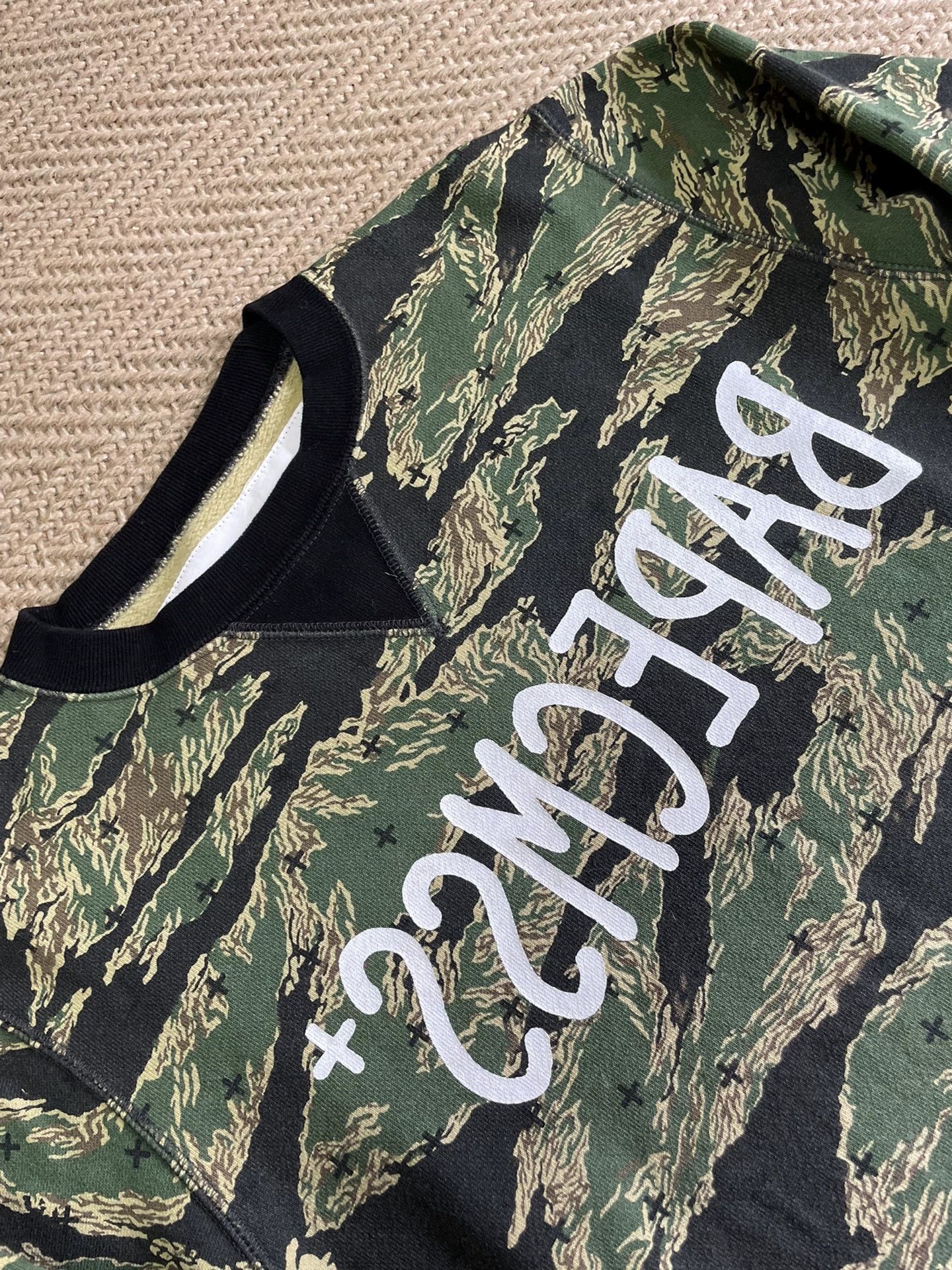 Bape BAPE X CMSS Tiger Camo Crewneck S Near New 2x Size US S / EU 44-46 / 1 - 5 Thumbnail