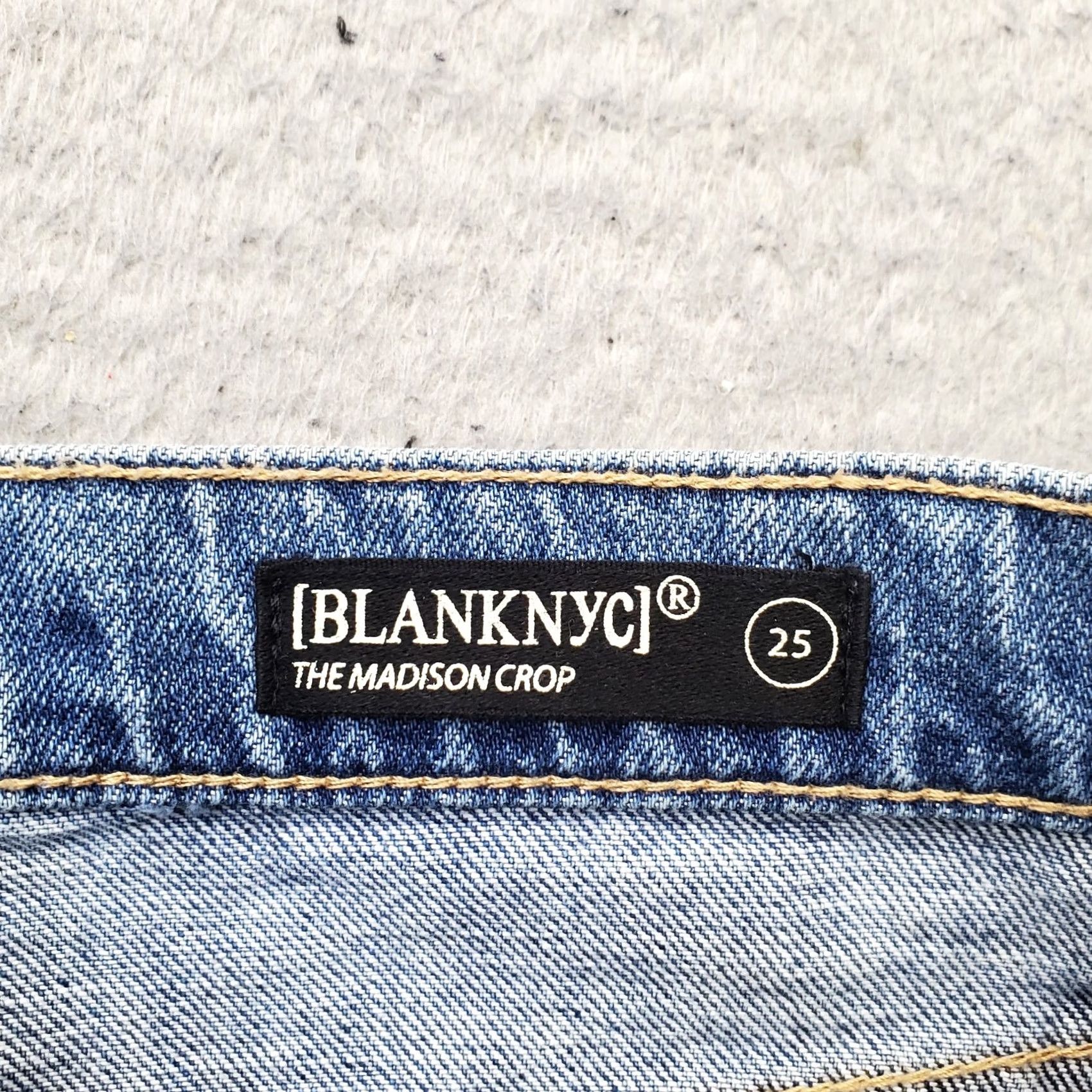 Vintage BLANKNYC The Madison Crop Jeans Womens 25 Blue Denim Raw Hem Whiskered High-Rise Jeans Size 42" / US 20 - 7 Thumbnail