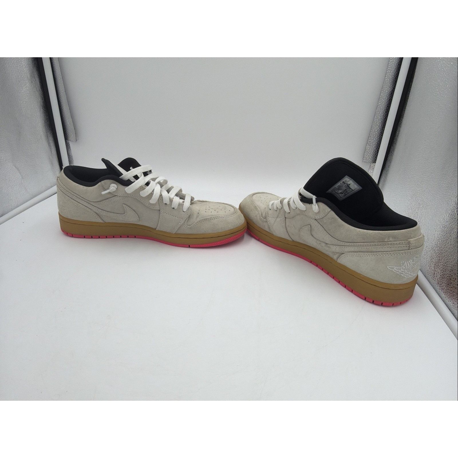 Jordan Brand Size 9.5 - Air Jordan 1 Low White Gym Yellow Size US 9.5 / EU 42-43 - 4 Thumbnail