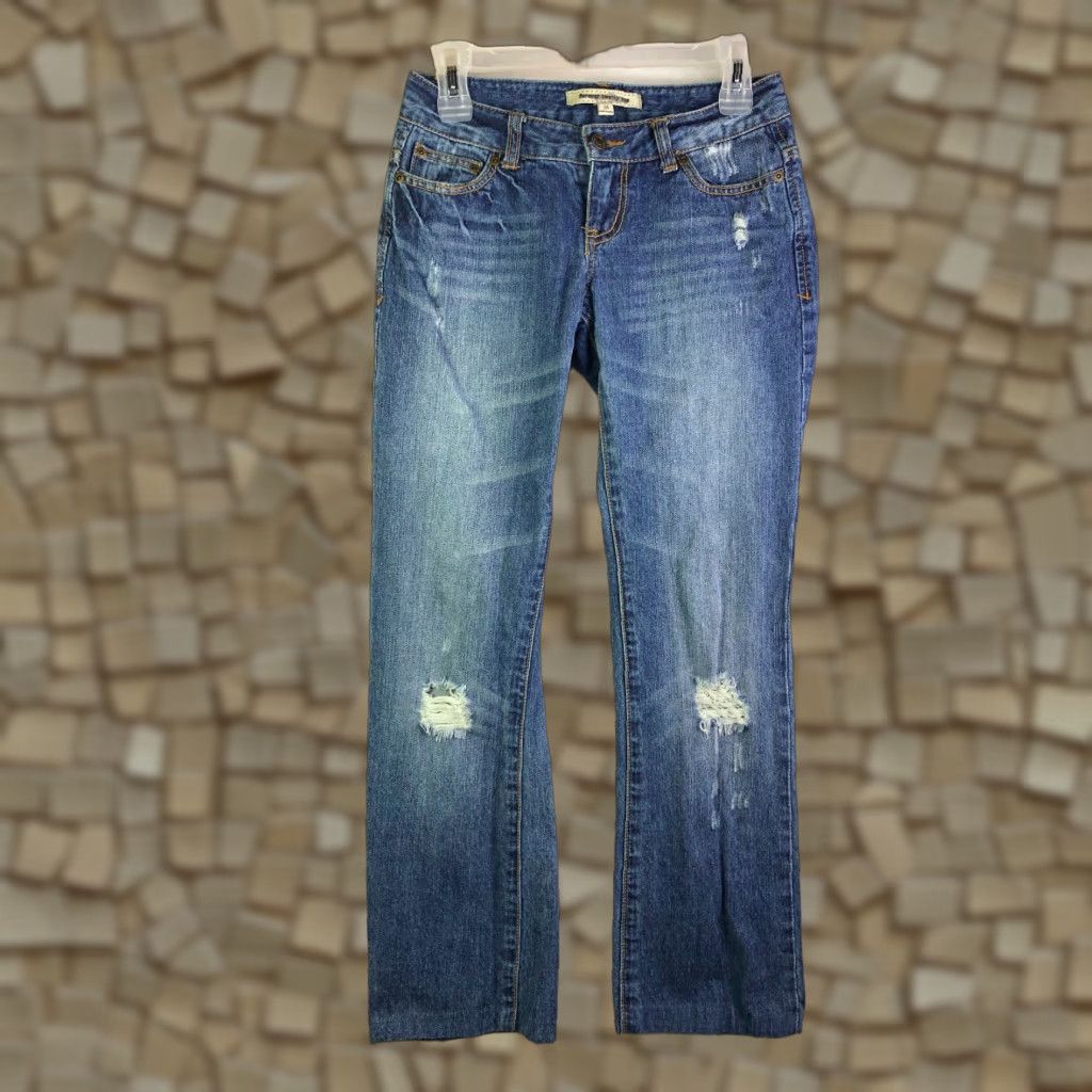 Forever 21 Forever 21 Mid Rise Bootcut Juniors Size 24 Dark Wash Blue Denim Jeans Hemmed Size 42" / US 20 - 1 Thumbnail