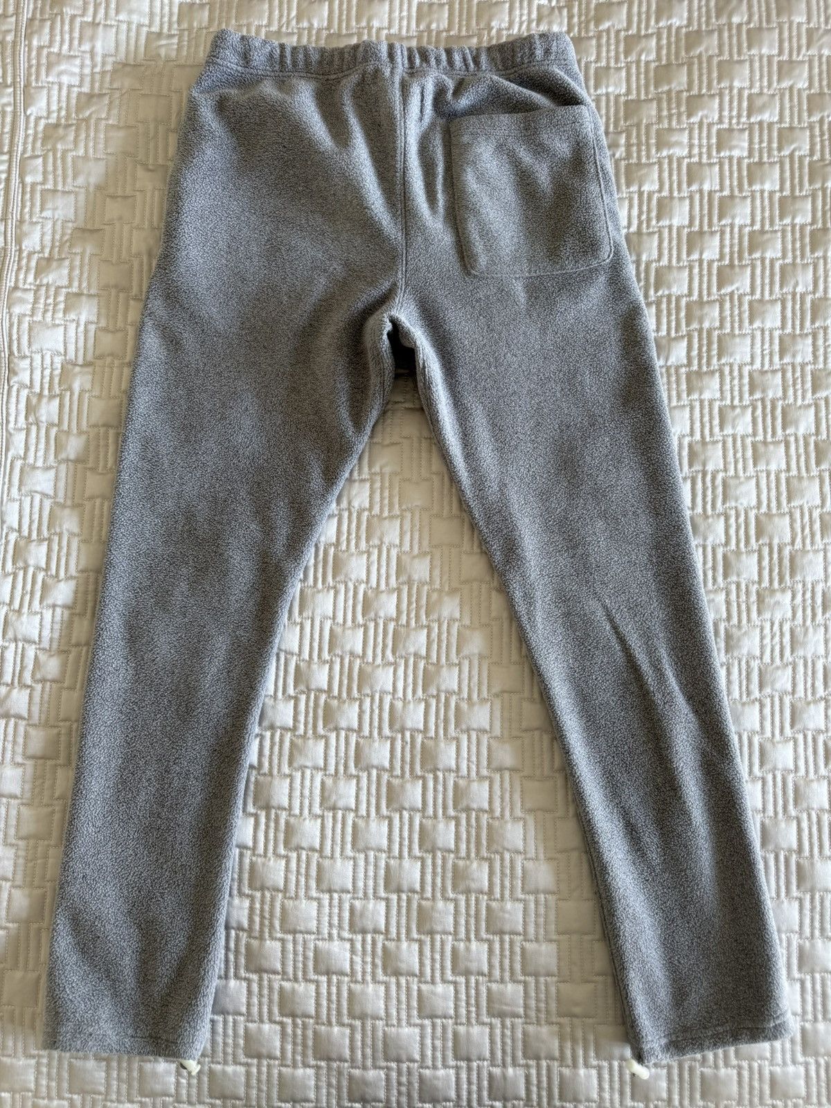 Essentials Fear of God Essentials Grey Fleece Sweatpants Size S Size US 32 / EU 48 - 2 Thumbnail