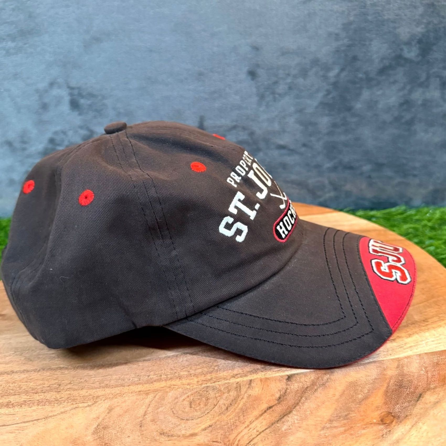 Vintage GEAR FOR SPORTS St John’s Red Storm Baseball Cap Mens Brown Red SJU Red Storm Hockey Hat Cap Size ONE SIZE - 3 Thumbnail