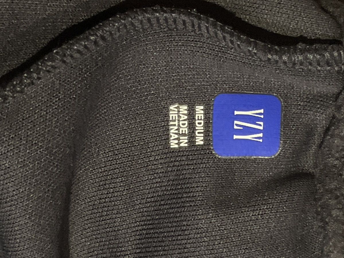 Balenciaga × Gap × Yeezy Polar Fleece Sweatpants Size US 32 / EU 48 - 3 Thumbnail