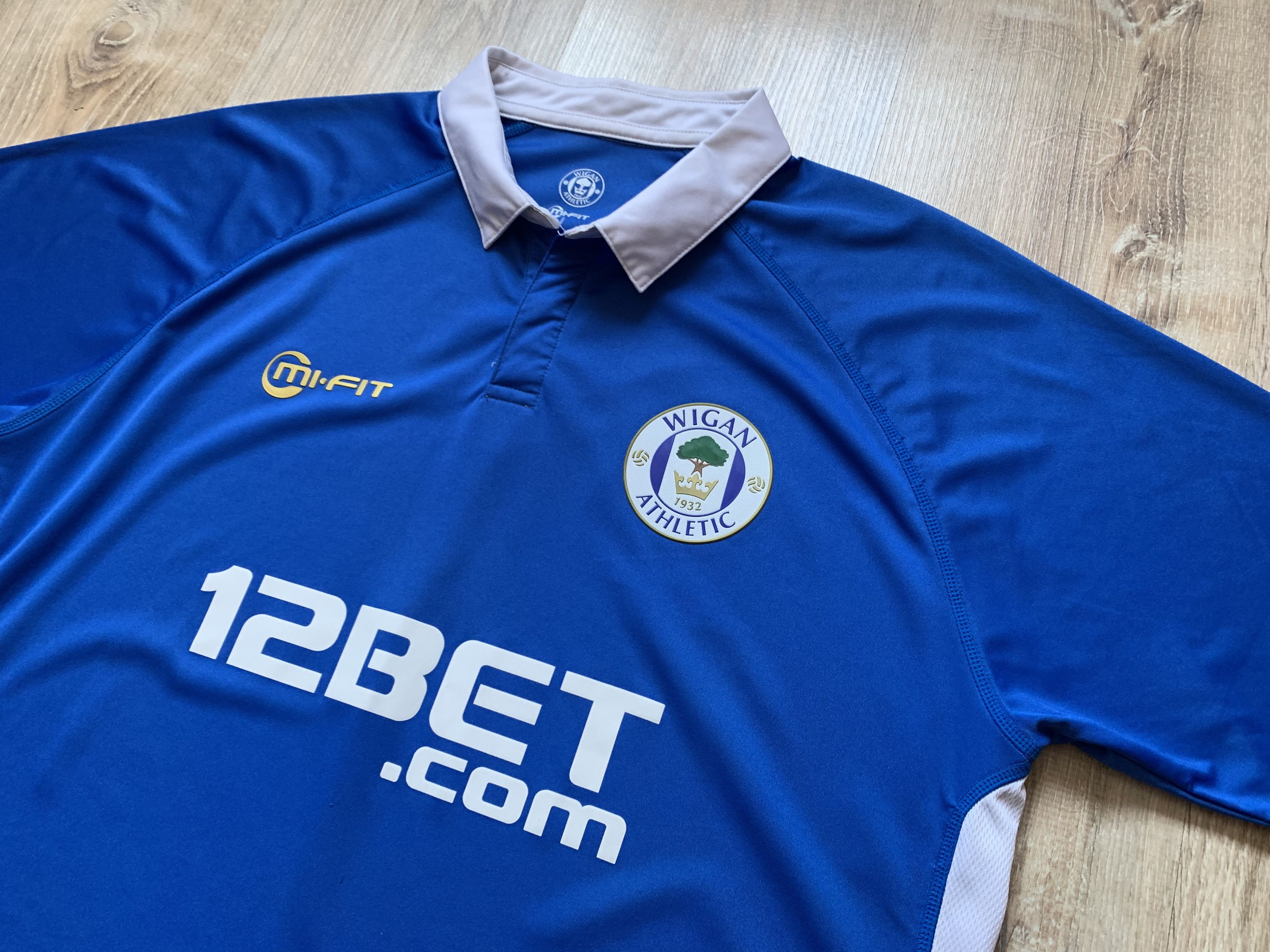 Other Wigan Athletic Football Shirt Jersey 2011-2012 Size US L / EU 52-54 / 3 - 3 Thumbnail