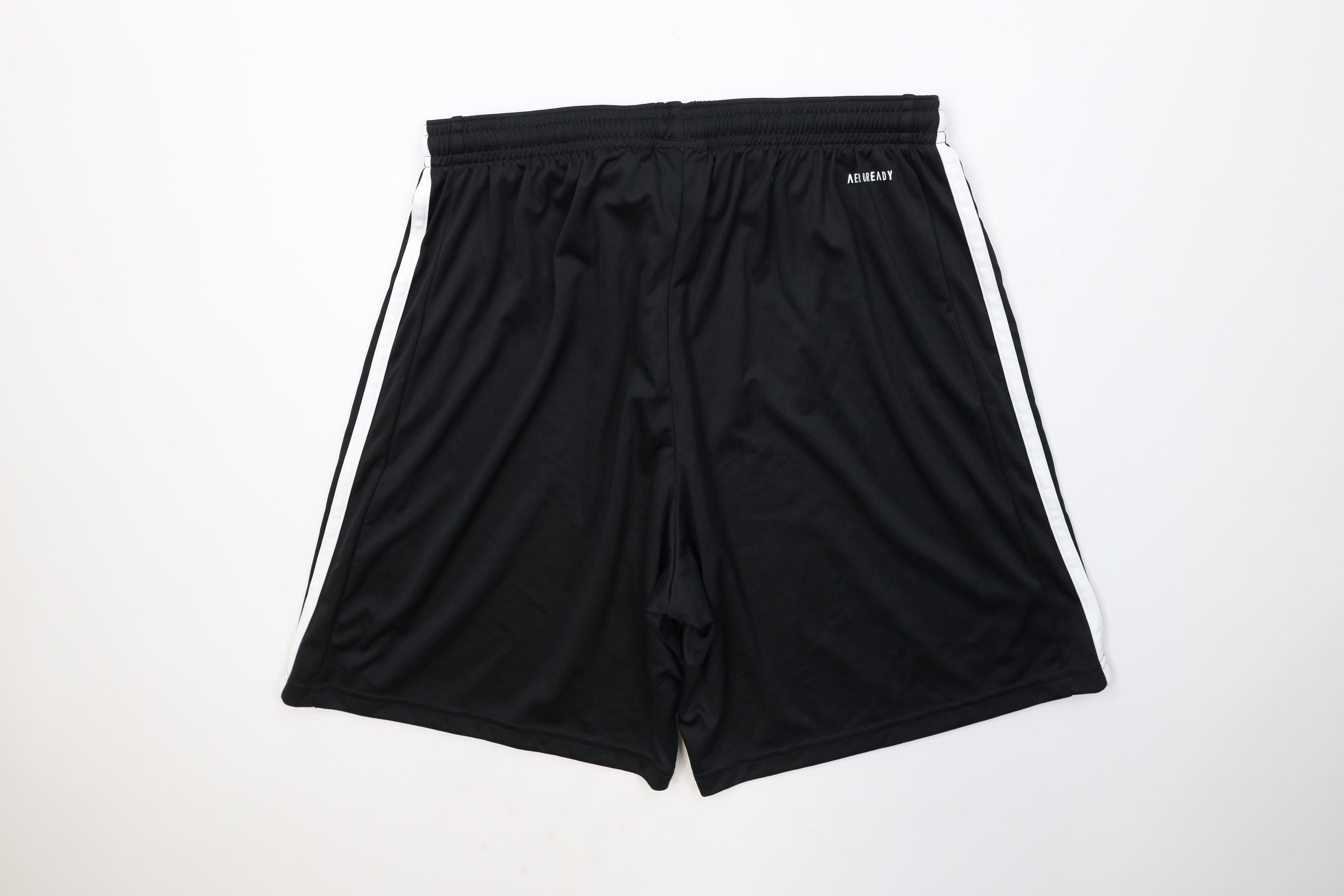 Adidas Vintage Y2K Adidas Running Jogging Soccer Shorts Black Size US 32 / EU 48 - 7 Thumbnail