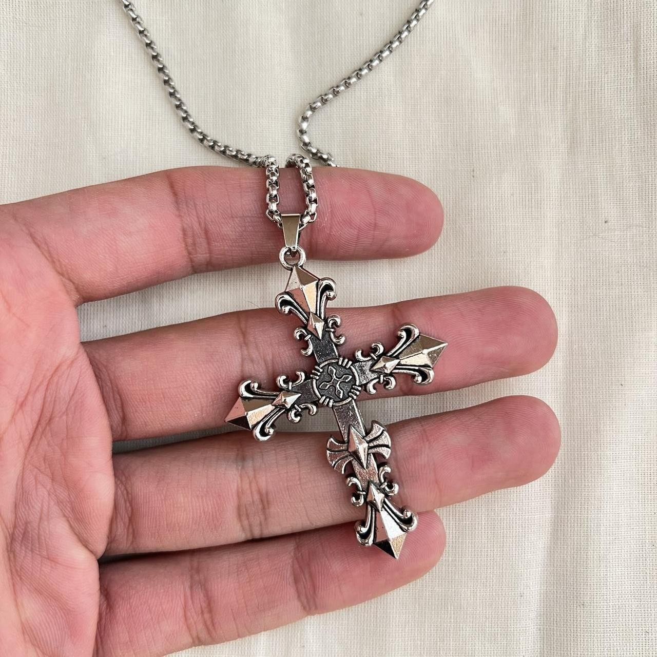 Japanese Brand y2k 2000s grunge heavy metal gothic cross pendant necklace Size ONE SIZE - 8 Thumbnail