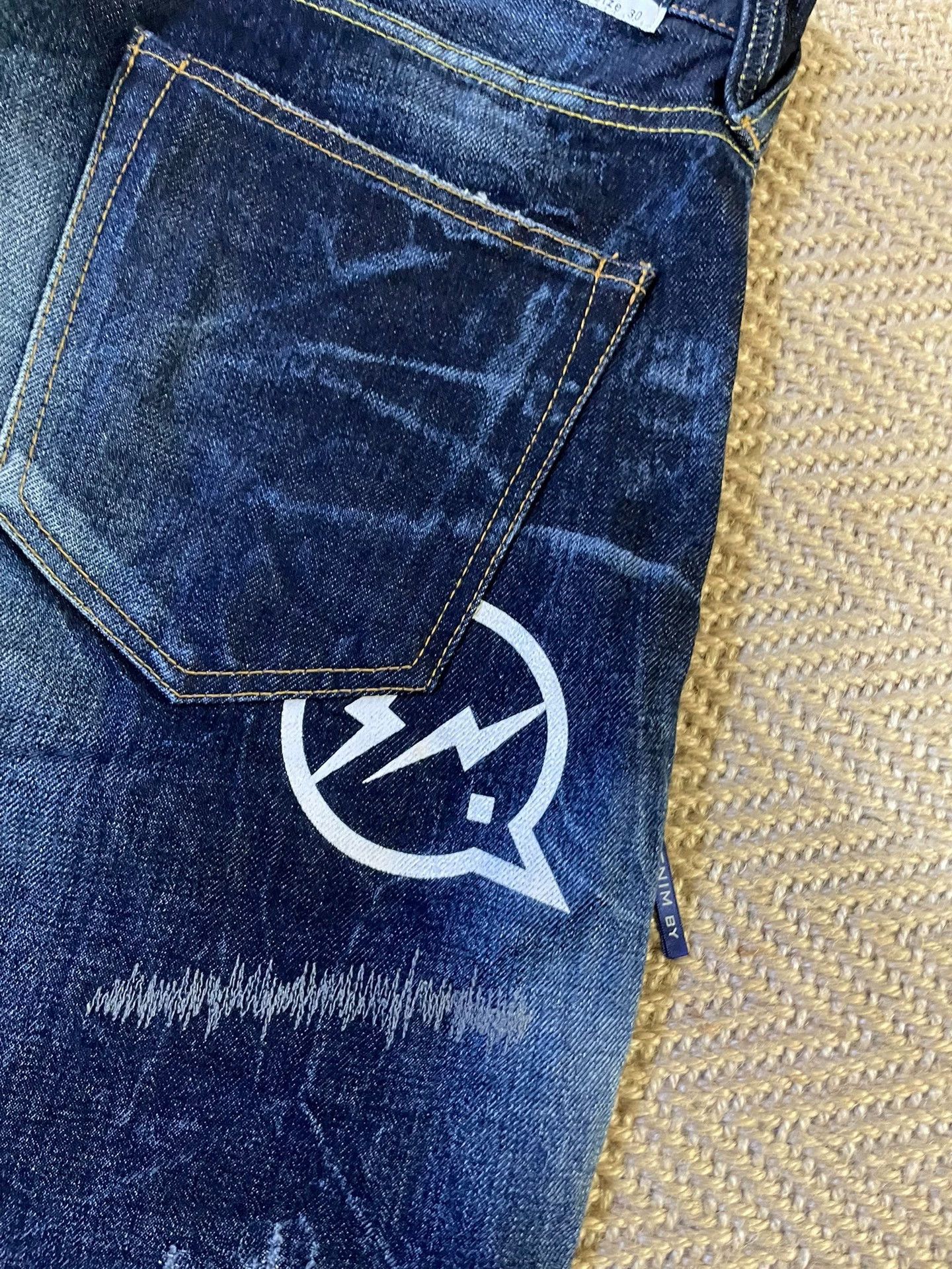 Vanquish VANQUISH x FRAGMENT Rex Mud Distressed Jeans W30 New Size US 30 / EU 46 - 6 Thumbnail