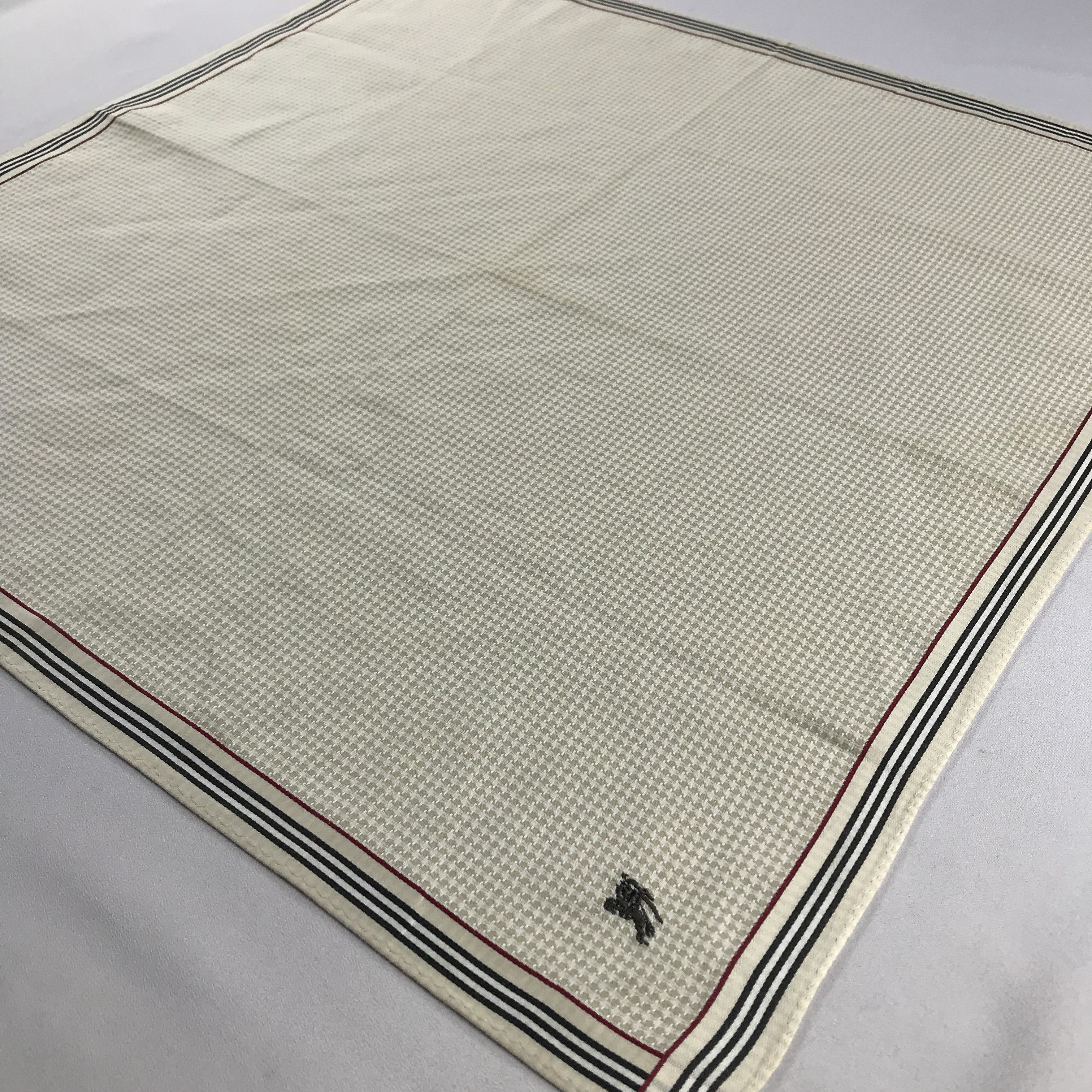 Burberry Burberry Handkerchief / Bandana / Neckerchief C791 Size ONE SIZE - 4 Thumbnail