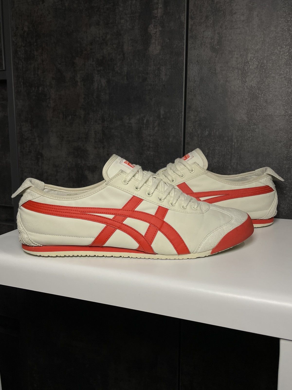Asics x Temptation Vacation