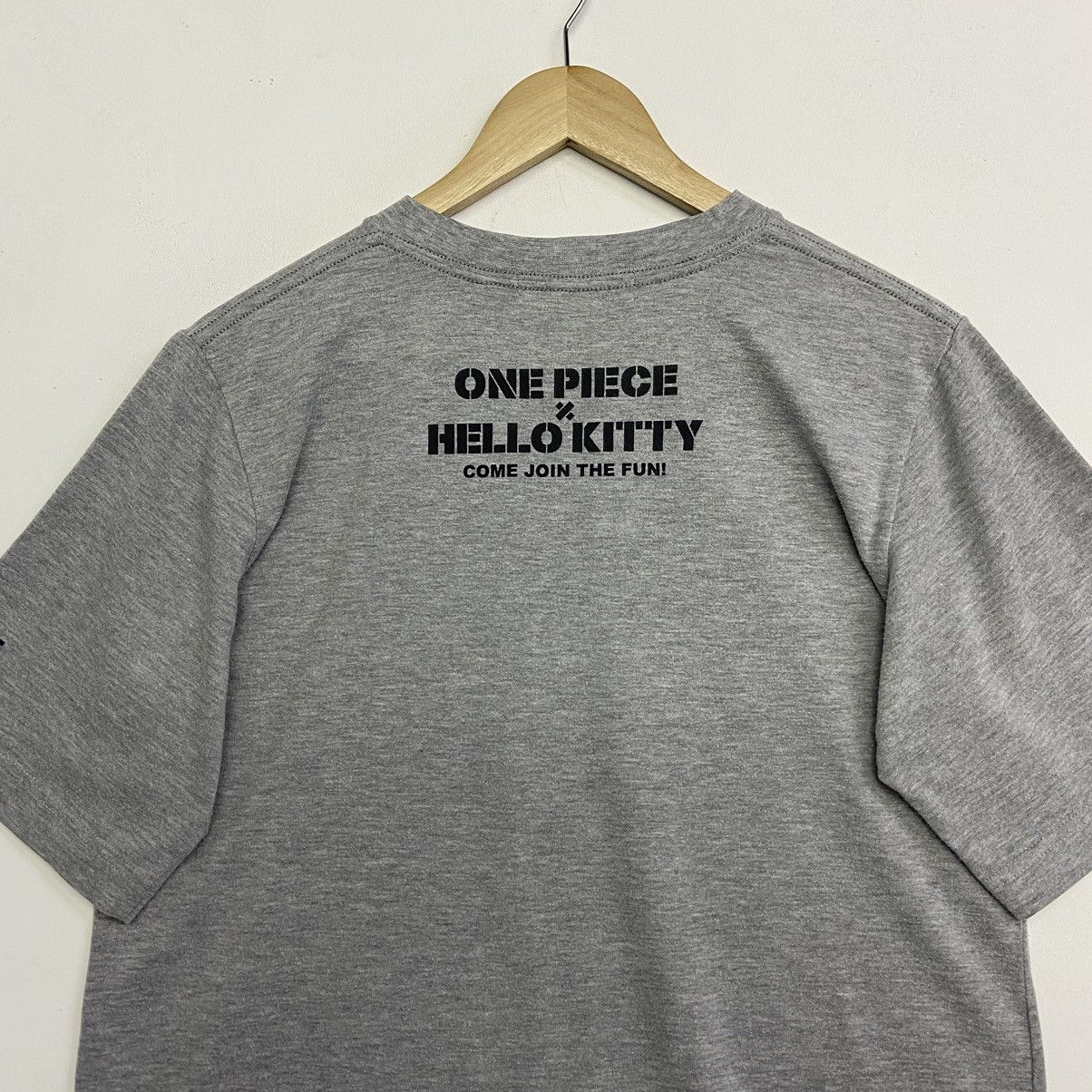 Anime × Cartoon Network × One Piece ‘One Piece x Hello Kitty Anime T-shirt Size US L / EU 52-54 / 3 - 12 Thumbnail