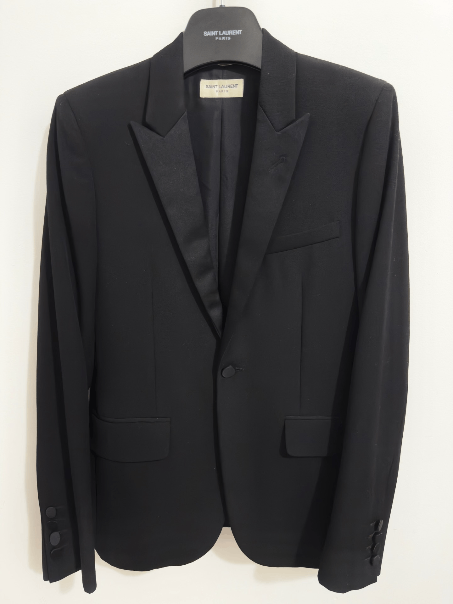 Saint Laurent Paris Saint Laurent Black Satin Tuxedo Jacket Size US S / EU 44-46 / 1 - 1 Thumbnail