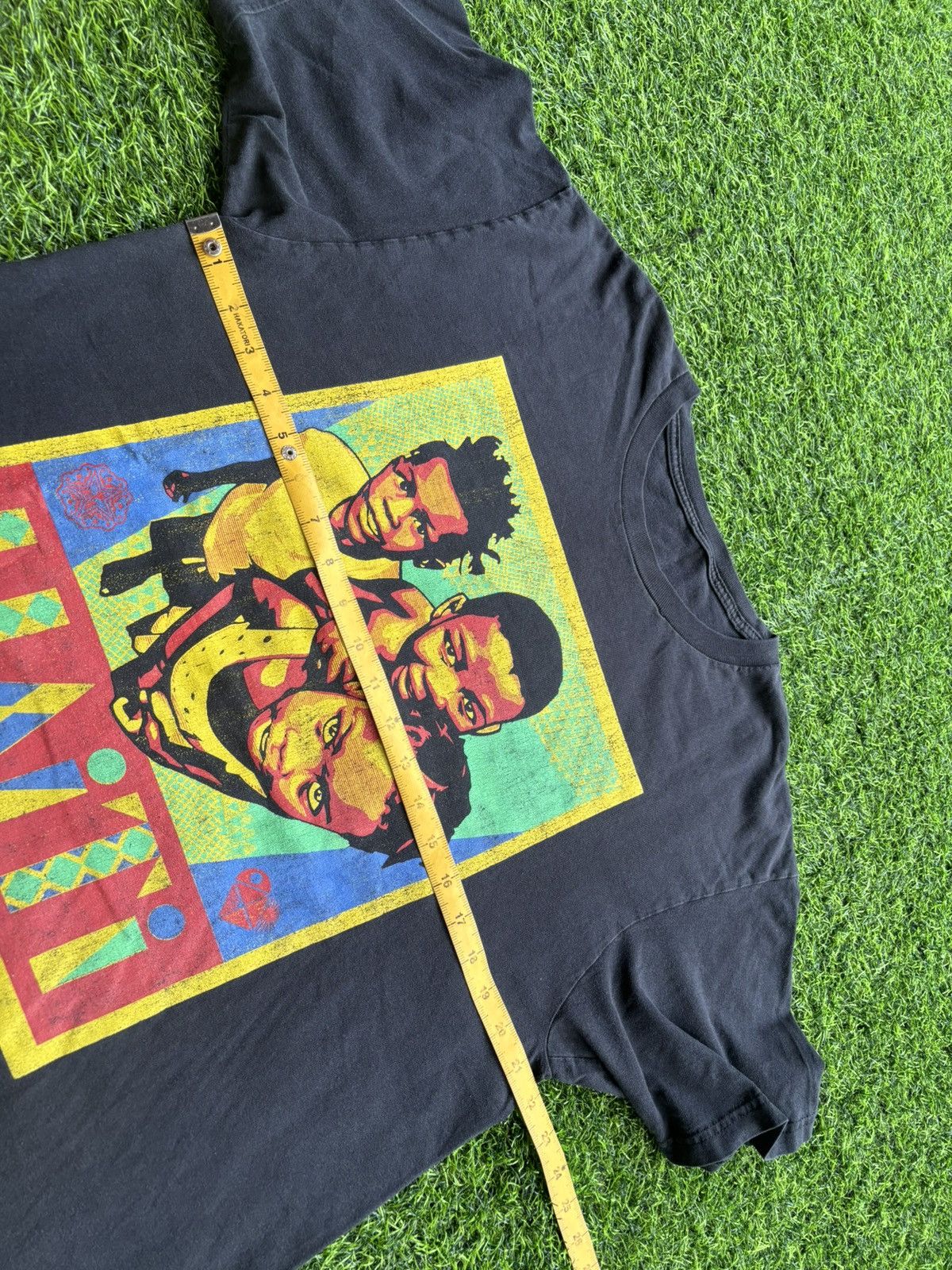 Obey Obey Awareness Artists Peace Phototee Size US L / EU 52-54 / 3 - 6 Thumbnail