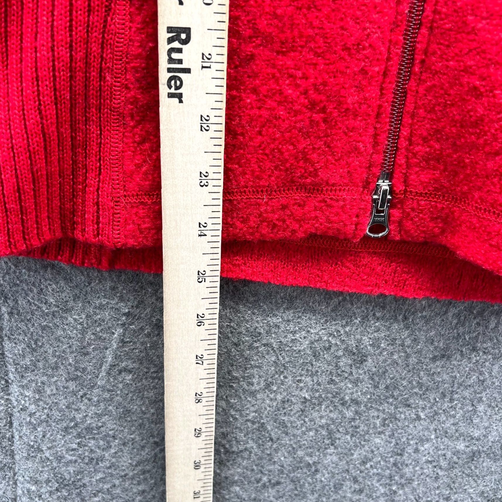 Barker Marker Sweater Full Zip Women Medium Red Wool Knit Jacket Long Sleeve Casual Winter Fall Mens Womens Girls Boys Size M / US 6-8 / IT 42-44 - 4 Thumbnail