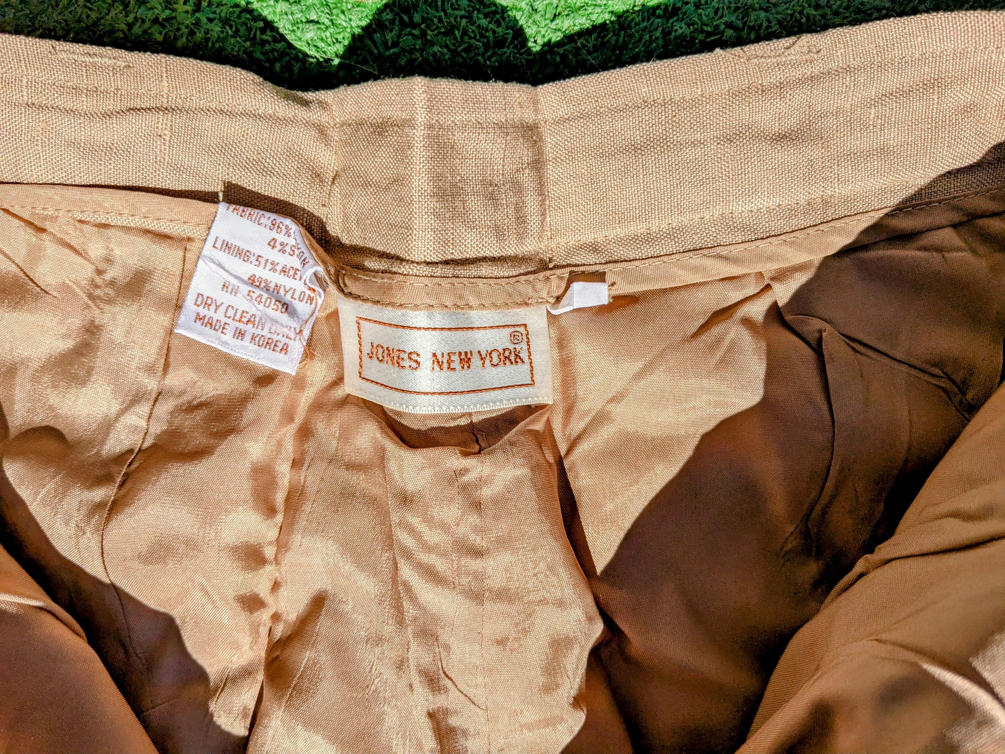 Jones New York Vtg Jones New York Petite Khaki Pleated Straight Leg Pants Size 24" / US 00 / IT 34 - 6 Thumbnail