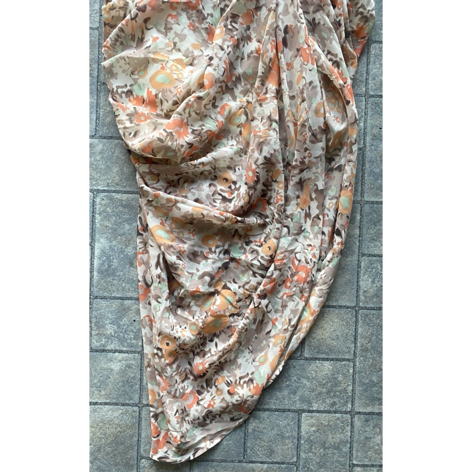 PrettyLittleThing Pretty Little Thing Dress Floral Sleeveless Underwire Midi Draped Peach Multicolor Size 2 Women Size 2 Size XS / US 0-2 / IT 36-38 - 2 Thumbnail
