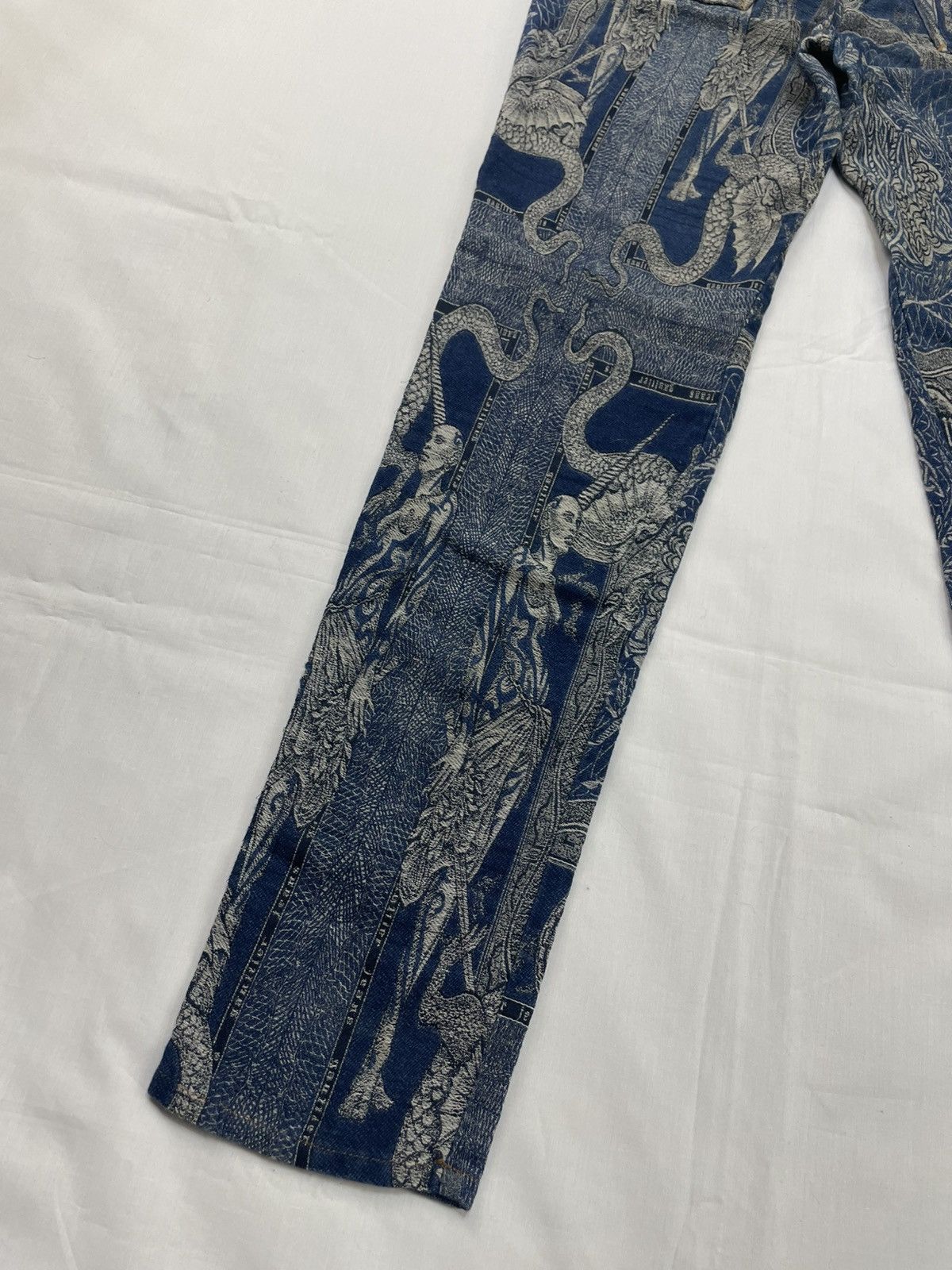 Jean Paul Gaultier AW1994 Jean Paul Gaultier Dragon Slayer Tribal Jeans Vintage Size 30" / US 8 / IT 44 - 7 Thumbnail