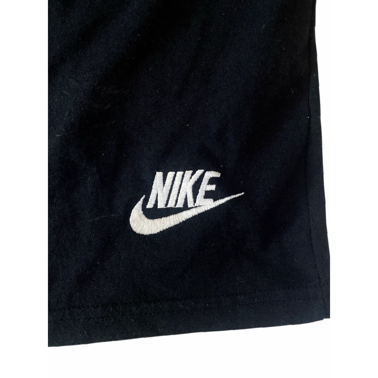 Nike VINTAGE Nike Athletic Gym Shorts Mens L 90s Black Made in USA Size US 33 - 2 Thumbnail