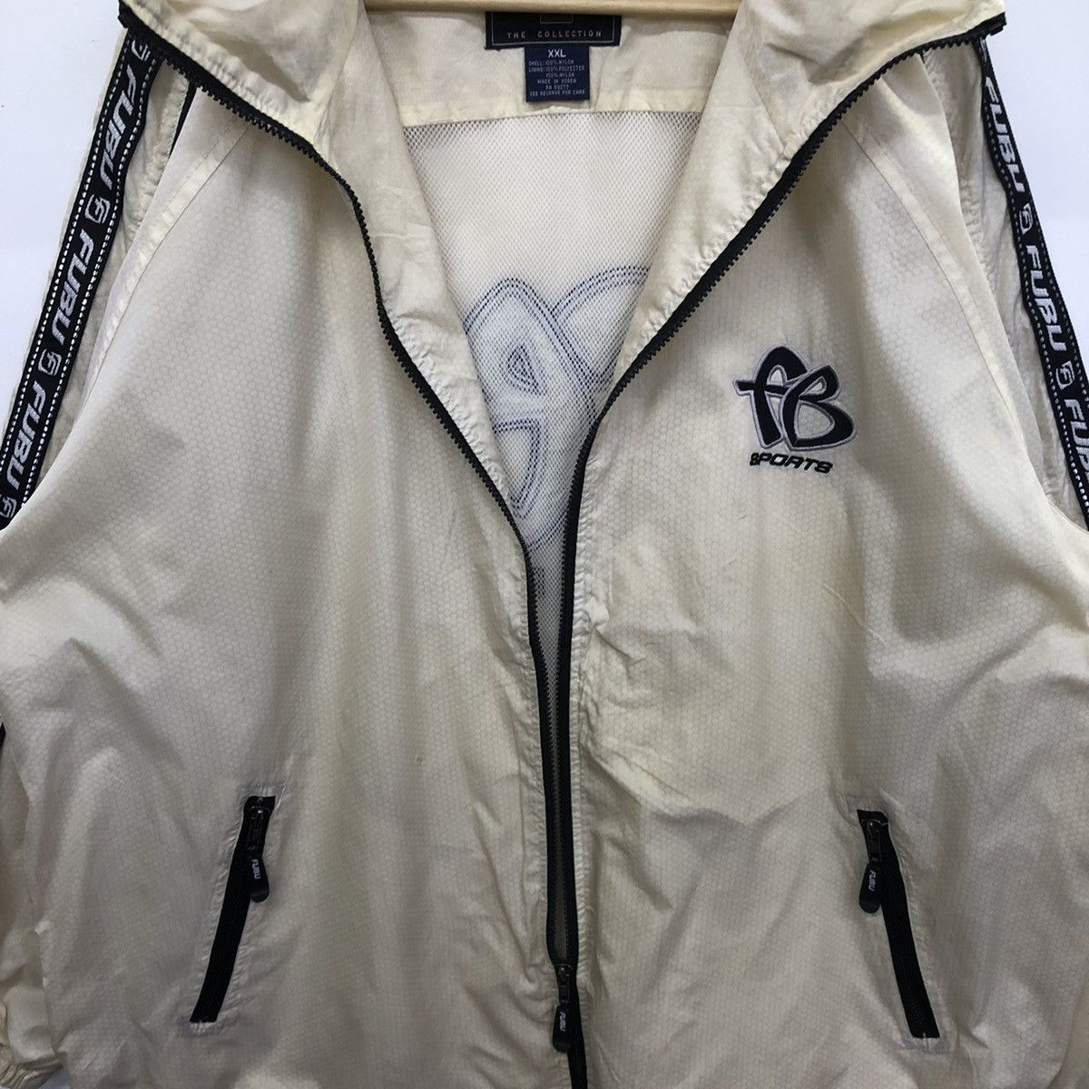 Fubu Vintage Fubu Hip Hop Spellout Embriodered Light Jacket Size US XXL / EU 58 / 5 - 9 Thumbnail