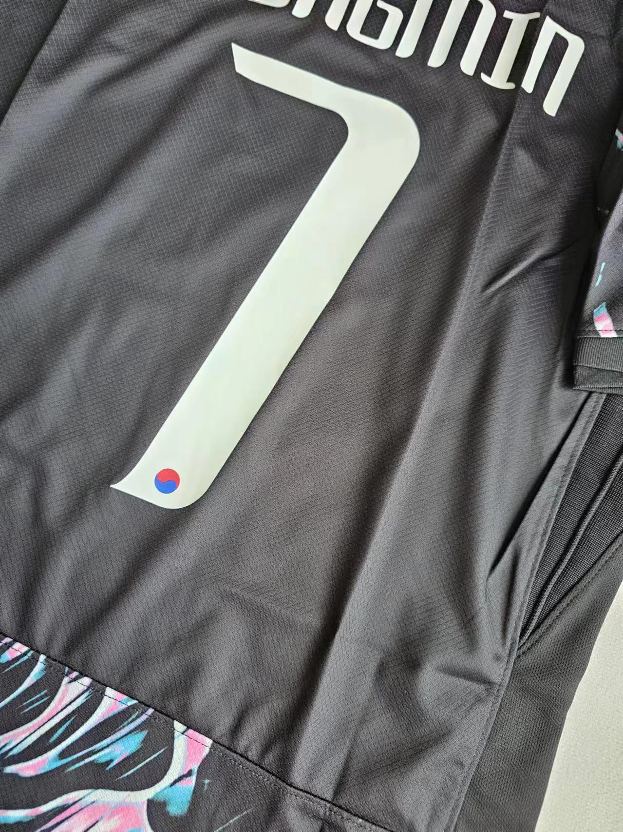 Other 2024 South Korea #7 Son Heung-Min Jersey L Size US L / EU 52-54 / 3 - 4 Thumbnail
