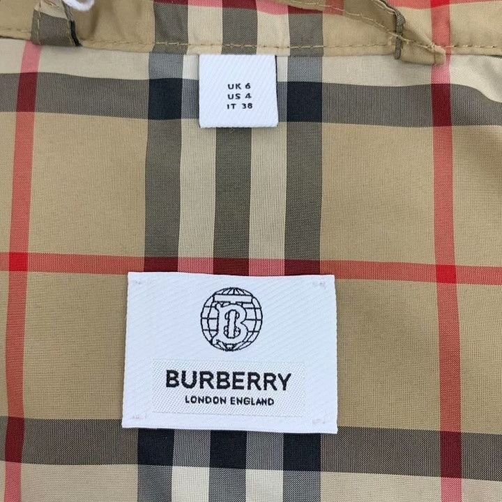 Burberry Burberry Brown Plaid Hooded Zip Jacket Size US S / EU 44-46 / 1 - 5 Thumbnail