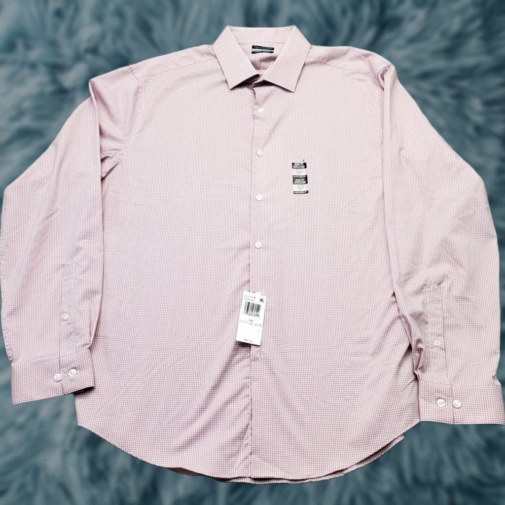 Van Heusen Van Heusen Dress Shirt Mens XL Pink Gingham Comfort Performance Slim Button-Up Shirt Mens XL Pink Gingham Slim Fit Button-Up Size 46R - 1 Thumbnail