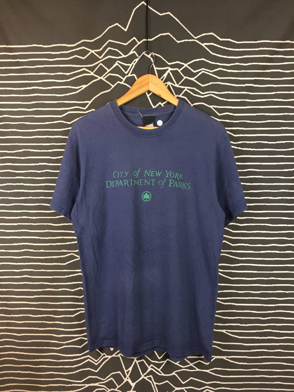 Only NY ONLY NY City of New York Department of Parks Logo Tee Size US M / EU 48-50 / 2 - 2 Thumbnail