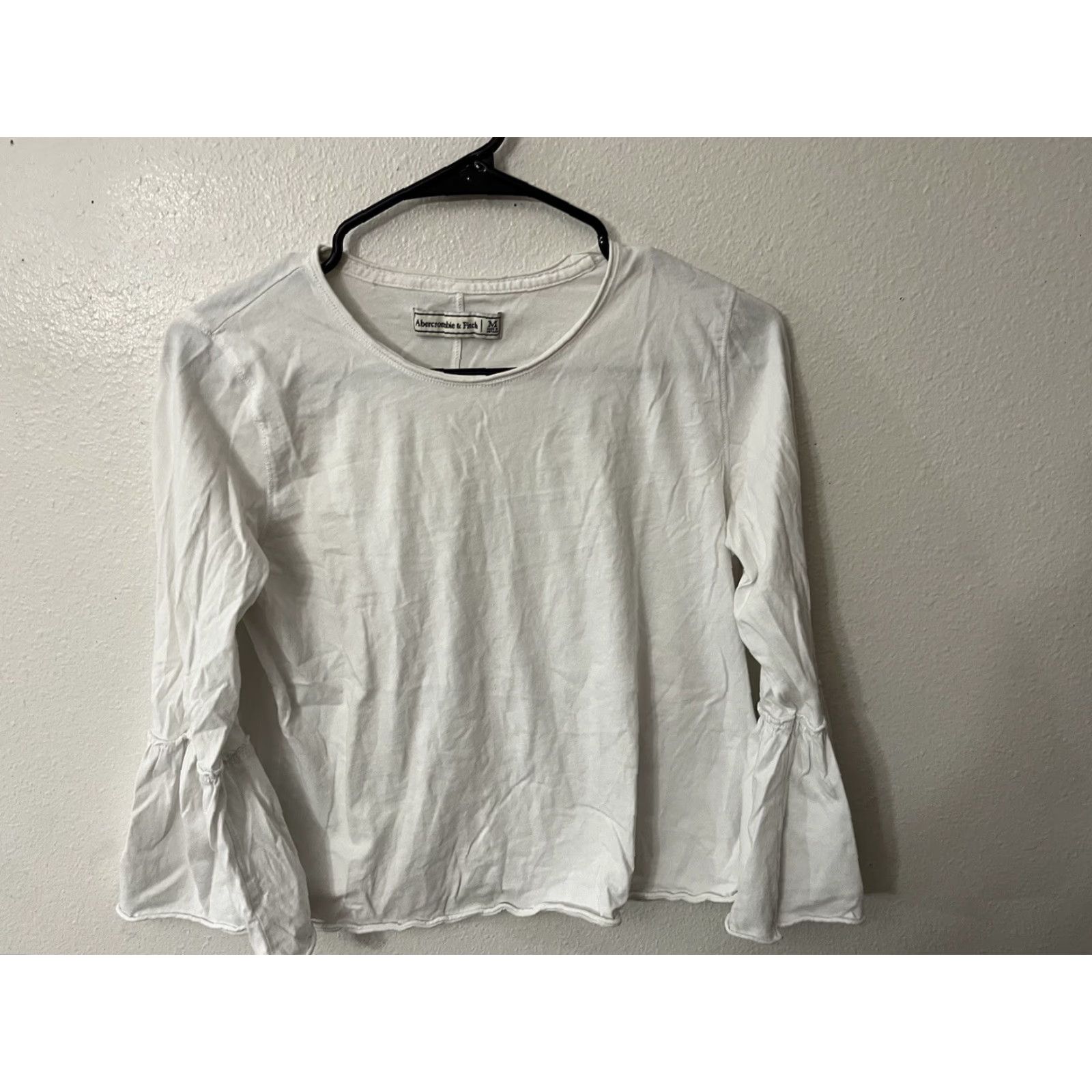 Abercrombie & Fitch Abercrombie & Fitch White 3/4 Bell Sleeve Crew Neck Top Blouse - Medium Womens Size M / US 6-8 / IT 42-44 - 2 Thumbnail