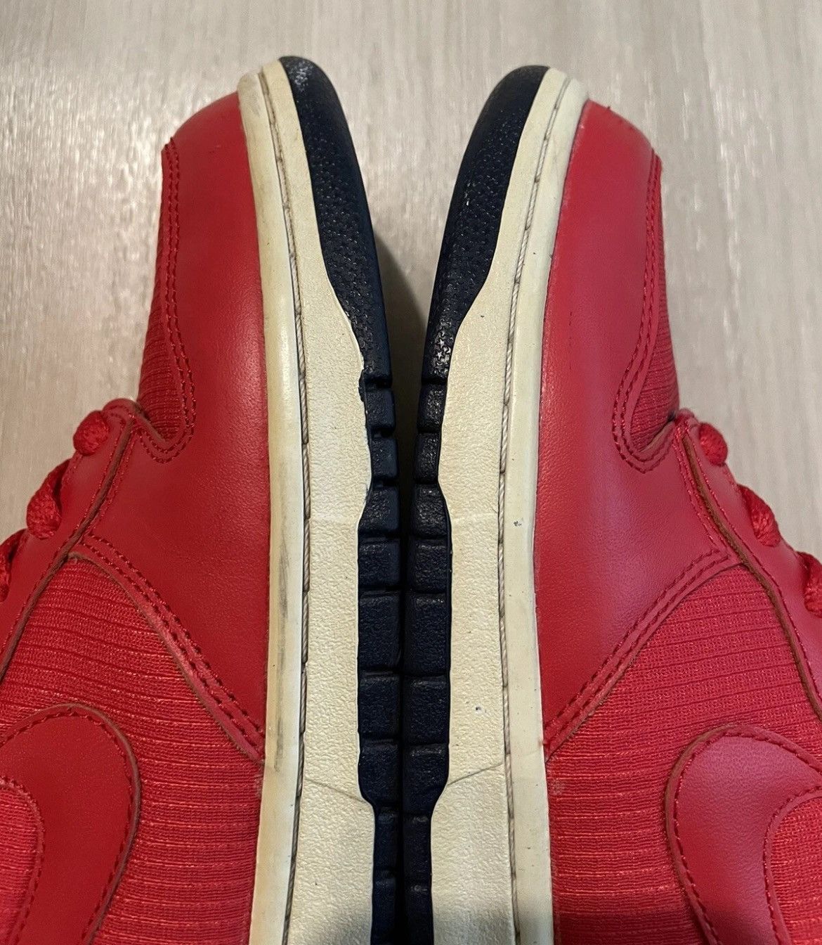 Vintage Nike Dunk USA Olympic University Red Sneakers Men’s Size 9.5 Size US 9.5 / EU 42-43 - 3 Thumbnail