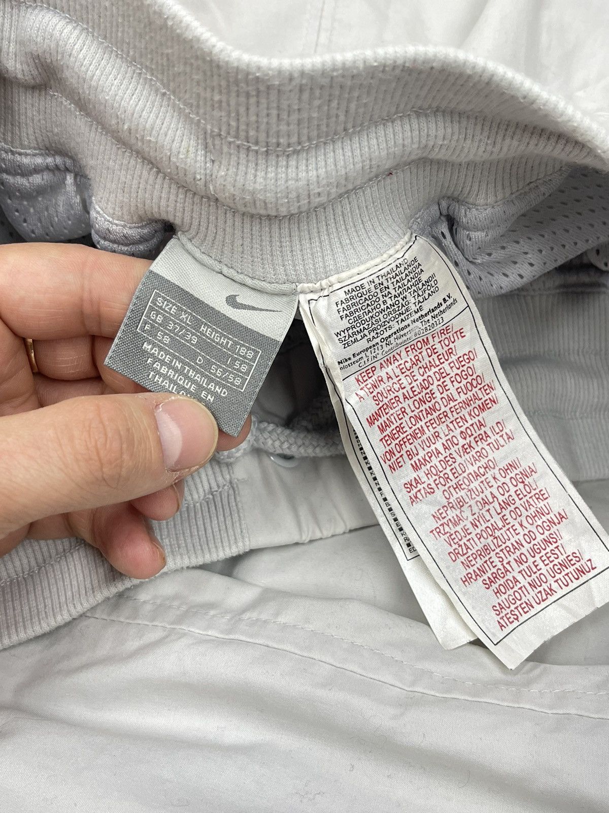 Vintage Vintage Nike Air Force Sweatpants Grey Swoosh Y2K Drill ACG Size US 36 / EU 52 - 14 Thumbnail