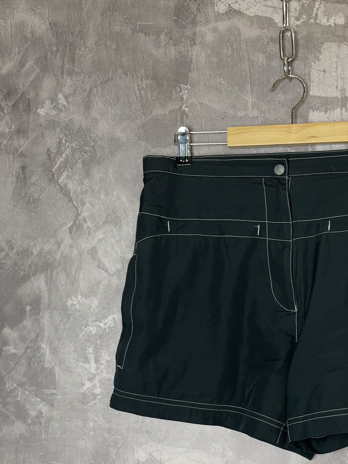 Nike × Vintage Nike Grey Vintage Workout Running Shorts Women Size 36" / US 14 / IT 50 - 4 Thumbnail
