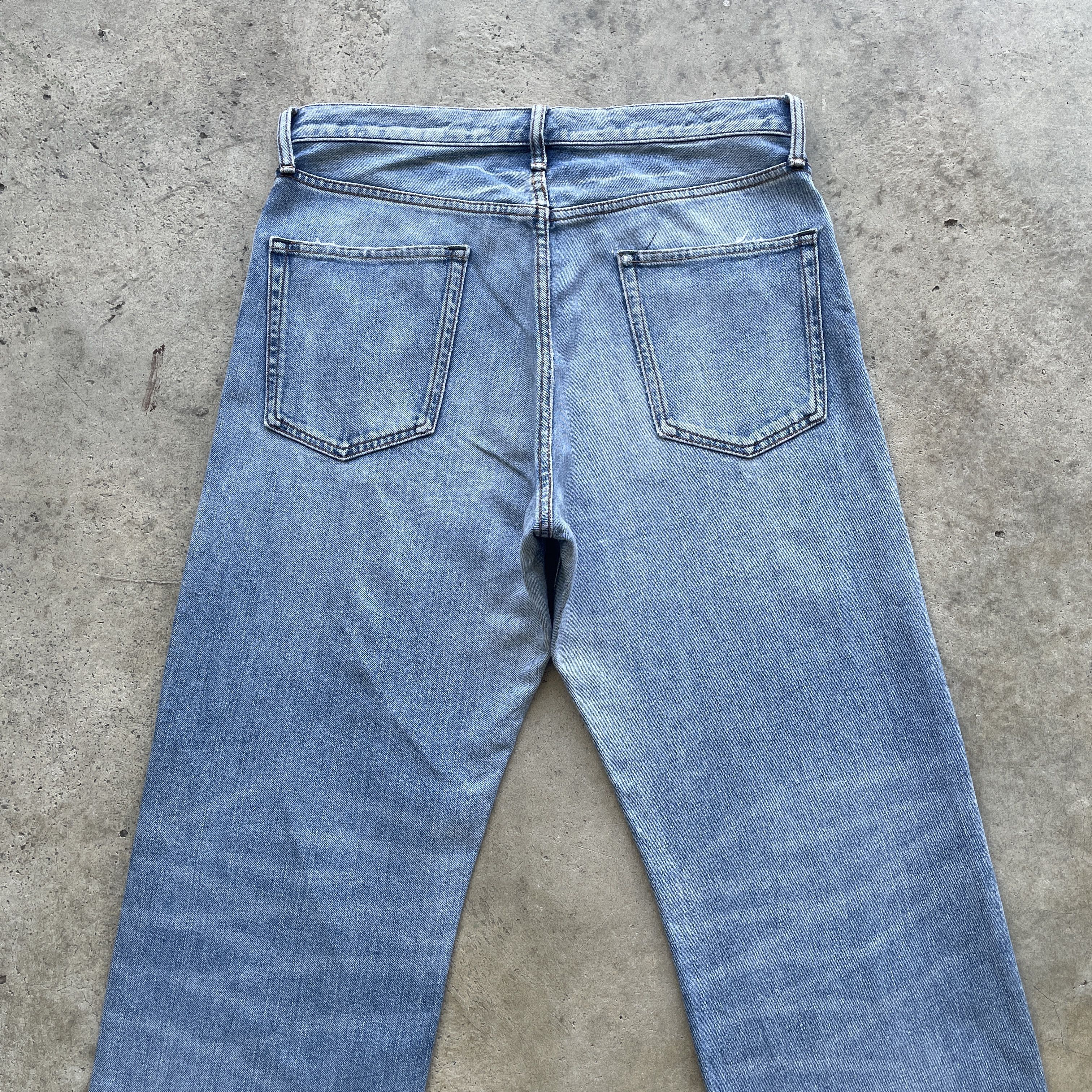 Japanese Brand VINTAGE JAPANESE DISTRESSED WASH DENIM FADED JEANS PANTS W32 Size US 32 / EU 48 - 8 Thumbnail